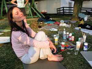 Účastníci workshopů na pláži Ostende